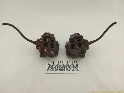 Chrysler Crossfire Pair Of Left & Right Rear Brake Caliper Fits 2004-2008 04 05  - Image 1 of 4
