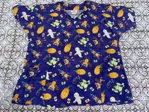 White Cross Halloween Nurse Scrub Uniform Top Size XL pumpkin Jack O Lantern - Picture 1 of 11