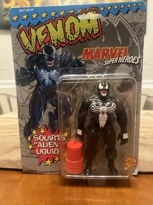 Figura de acción Toybiz Marvel Super Heroes VENOM con chorro Alien Liquid 1993 Foto 1 de 4