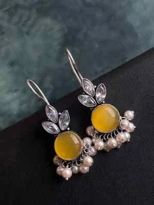 Minimalist Monalisa Stone earrings - Image 1 of 3