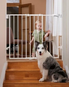 Babelio 26-43" No Bottom Bar Baby Gate, Auto Close, Brown Wood Pattern - Picture 1 of 12