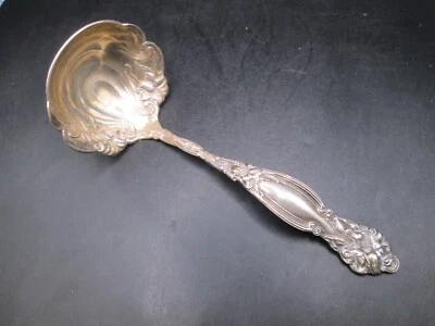 Cucharón International Frontenac plata esterlina salsa ostra #16 Foto 1 de 4