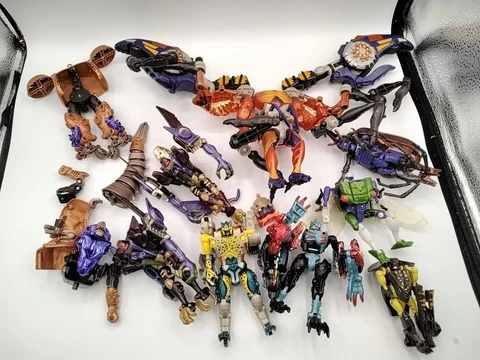 Lot of Vintage Transformers Beast Wars Parts Transmetal Megatron Cheetor Rampage Cover