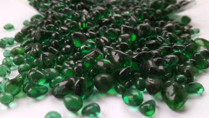 1 kg GRÜNE Glaskiesel, Glaskügelchen, Glassteine, Glasgranulat,Glaskies 1A-Deko - Bild 1 von 5