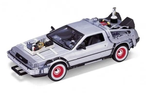 Welly Back To The Future 3 Delorean Time Machine 1/24 Scale Die-Cast Model Car - Picture 1 of 2
