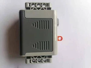 Technic Power Functions Electric 8881-Battery Box For Lego Part- NEW - Picture 1 of 5