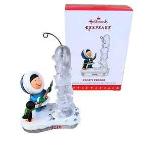 2016 Hallmark Keepsake Frosty Friends 37th in Series Penguin PNW Totem  - Picture 1 of 8
