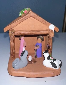 Mini Nativity Scene Holiday Christmas Ornament Manger South American Folk Art  - Imagen 1 de 6