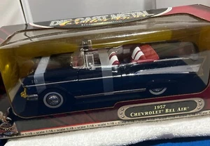 Vintage 1:18 Scale Road Legends Black  1957 Chevrolet Bel Air Convertible - Picture 1 of 6