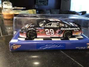 🏁 2002 KEVIN HARVICK #29 MONTE CARLO E.T. 1:24 WINNERS CIRCLE NASCAR DIECAST - Picture 1 of 7