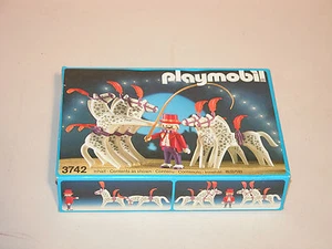 PLAYMOBIL 3742 SHOW HORSES AND TRAINER 1987 GERMANY NEAR MINT - Picture 1 of 2