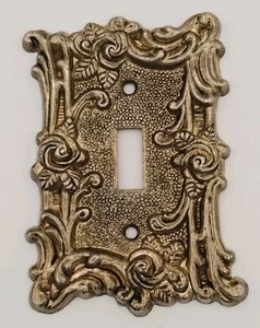 Vintage 1967 AmerTac #60T Ornate Brass Single Switch Plate - Picture 1 of 7