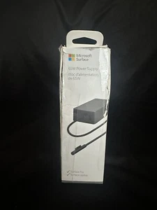 Microsoft - Surface 65W Netzteil - Schwarz - Bild 1 von 12