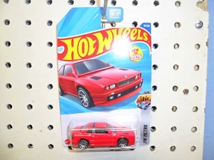 2025 hot wheels red Maserati Shamal HW metro 4/5 58/250 - Picture 1 of 3
