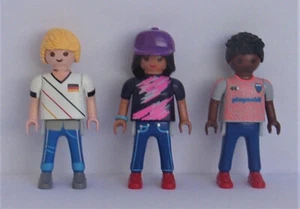Playmobil Figures   Set of 3 x Assorted Soccer/Football Fans  Good Condition - Picture 1 of 2