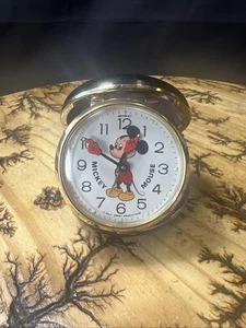 Vintage Bradley Walt Disney Mickey Mouse leuchtender Reisewecker #6719 Box - Bild 1 von 7