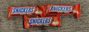 Snickers Berry Whip Chocolate Bar (3 Bars) - Picture 1 of 1