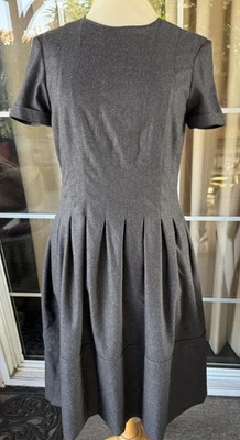 Vestido para mujer Burberry London azul marino manga corta - talla UK 6 / US 4 EU S Foto 1 de 4