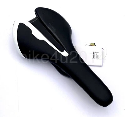 Giantt Cobalt Contact SLR Upright Road Saddle Black Carbon Rails 142mm,for Men - Image 1 of 4