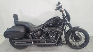Harley-Davidson FXBB STREET BOB, 5 Gallon Fuel Tank, 5975 miles - Very Special! - Picture 1 of 14