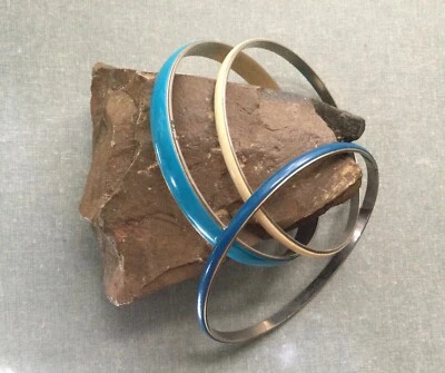 Vintage 3 Enamel & Silvertone Spacer Bangle  Bracelets 2.75’ Fashion - Image 1 of 4