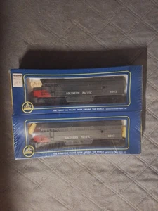 AHM HO SOUTHERN PACIFIC BL-2 LOCOMOTIVE and DUMMY 5024 V  S & P SEALED! - Picture 1 of 4
