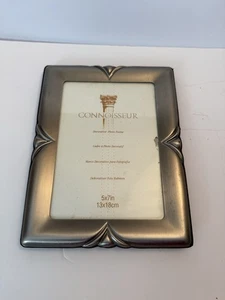 PHOTO FRAME Connoisseur Silver-Tone Metal Leaf-Design for 5x7" Picture       B29 - Picture 1 of 9