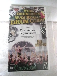 Drum Corps 1998 raras actuaciones de colección parte 4 50 años de historia VHS nuevo de colección - Imagen 1 de 4