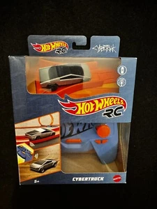Mattel Hot Wheels R/C 1:64 Tesla Cyber Truck - Picture 1 of 4