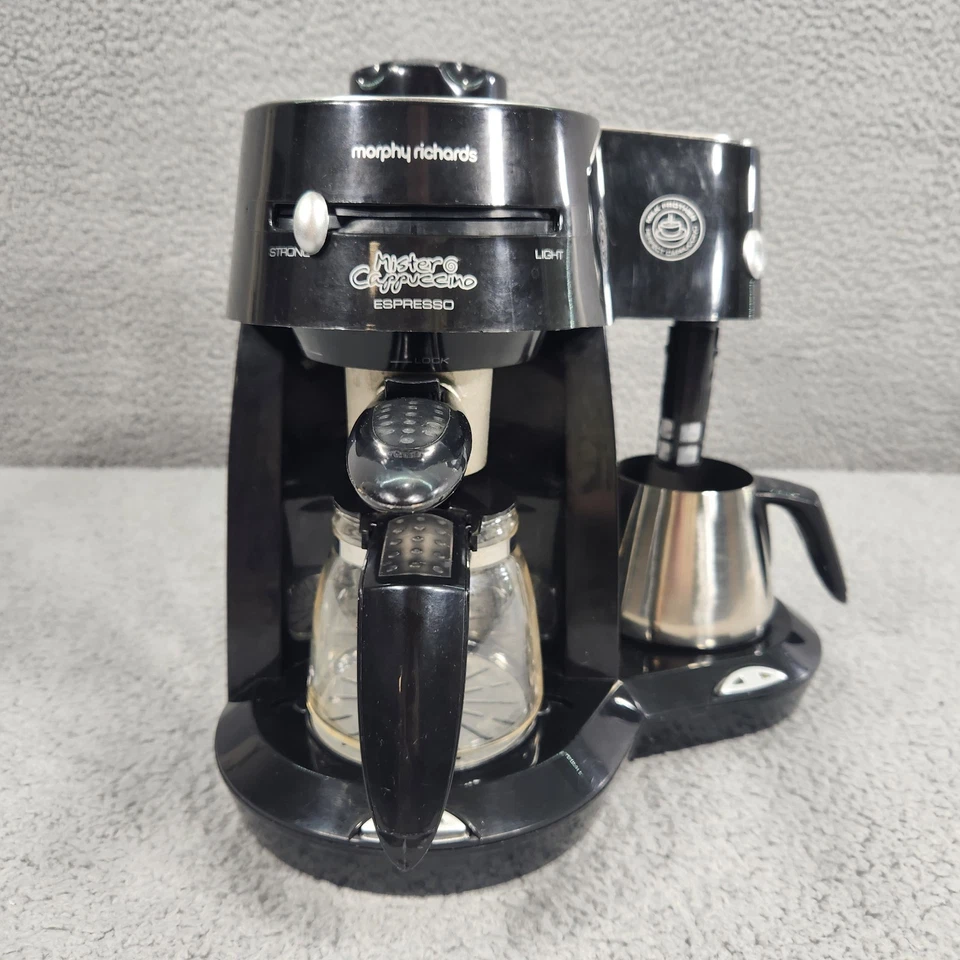 Máquina para cafetera Morphy Richards Cappuccino/espresso con espumador de leche Foto 1 de 4