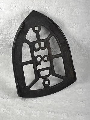 Remache publicitario vintage antiguo de hierro fundido B&D Foto 1 de 3