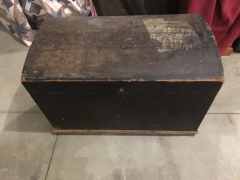 Pine Antique 1810 Wood Immigrant Chest Trunk Original Paint Secret Drawer Domed Cover