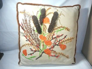 Cuscino getto crewel ricamato floreale autunnale vintage fatto a mano - Foto 1 di 12