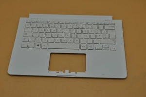 Samsung Notebook 905S Series BA75-04676A Palmrest w/ UK Layout Keyboard -38A - Picture 1 of 5