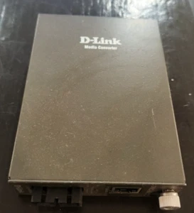 D-Link DMC-300SC Media Converter Good Condition NO POWER PLUG - Picture 1 of 4