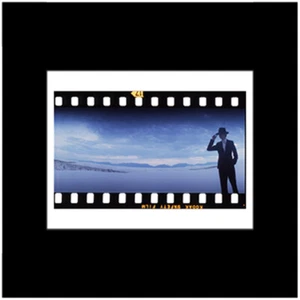 David Bowie - Thin White Duke #1 The Man Who Fell To Earth 1975 - Official Print - Picture 1 of 8
