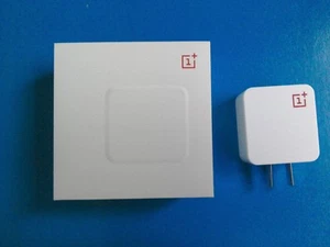 Oneplus One original USB 2 Pin Mains Charger for Oneplus with box - Picture 1 of 3