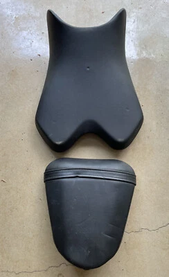 Front and Rear Seat for 2008-2015 Yamaha YZF R6 Foto 1 de 4