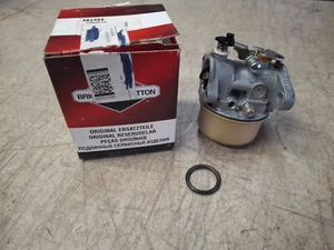 OEM  BRIGGS & STRATTON 492498 CARBURETOR - Picture 1 of 9
