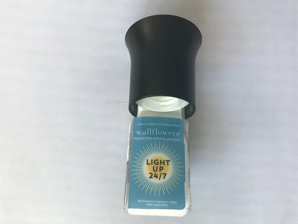 Bath & Body Works Wallflowers Home Fragrance Diffuser Plug in  YOU CHOOSE NWT - Image 1 of 1
