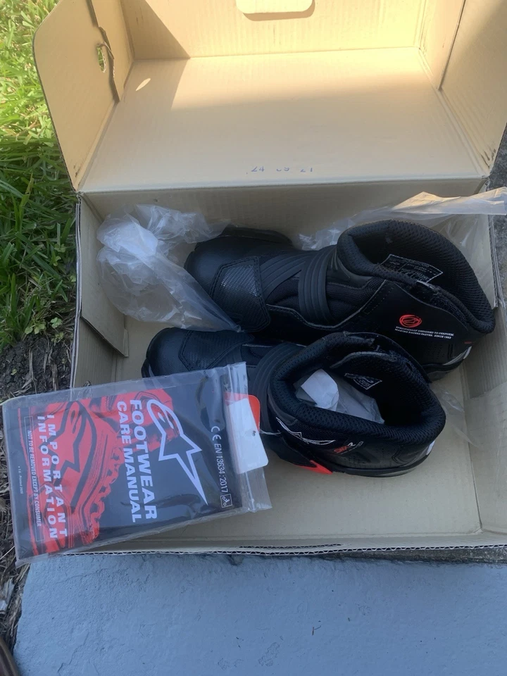 Botas de moto Alpinestars para mujer 8,5 Stella SMX-1 R ventiladas negras para montar Italia Foto 1 de 4