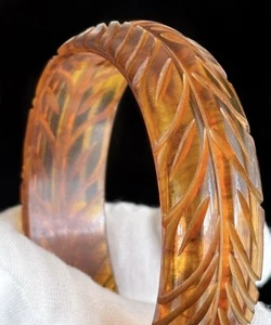 Vintage Bakelite Bracelet Apple juice Deeply Carved Bangle Floral Leaf TESTED - Picture 1 of 19