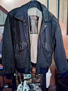 Chaqueta de cuero para hombre MIRAGE Miltary Aviation como talla pequeña/negra - Imagen 1 de 9