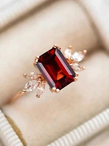 3 Ct Emerald Lab Created Garnet Women's Engagement Ring 14K Rose Gold Plated - Picture 1 of 6