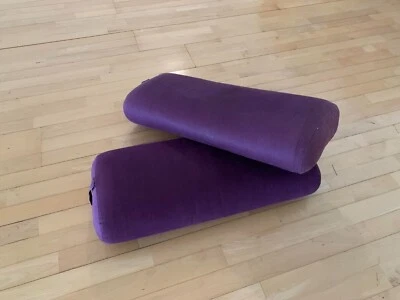 Bonito Cojín Almohada Hugger Mugger Yoga Apoyado 25 X 12 X 6 Foto 1 de 2