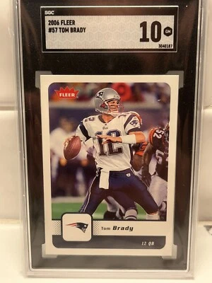2006 FLEER TOM BRADY #57 NEW ENGLAND PATRIOTS Sgc  10 GEM MT - Image 1 of 2
