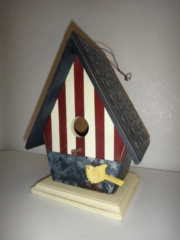 Decorative BIRDHOUSE American Patriotic Red White Blue Stars Stripes Wood Metal Cover