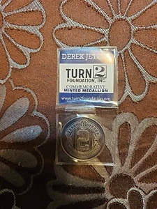 Derek Jeter's Turn 2 medaglia commemorativa coniata - Yankee Stadium 7 settembre 2014 - Foto 1 di 2