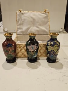 Set of 3 Chinese Floral Cloisonné Brass Enamel Vases W/ Case ~ 4.75"T - Picture 1 of 17