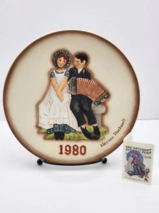 Norman Rockwell Second Limited Edition 1980 Annual Plate "LOVERS" Bas Relief - Picture 1 of 21